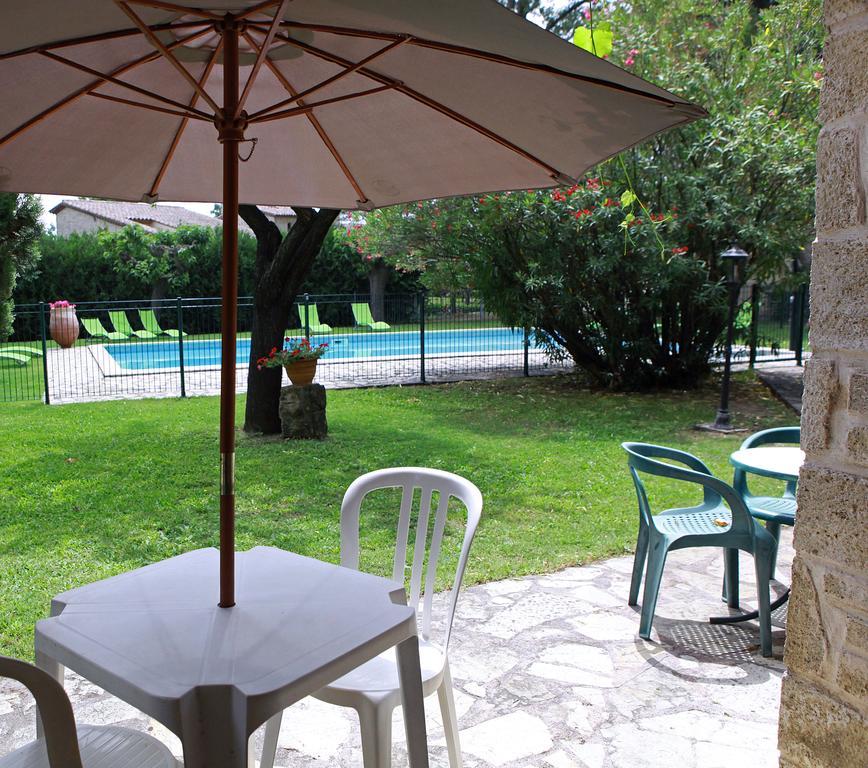 Auberge De La Tour -Appartements- Valros Quarto foto